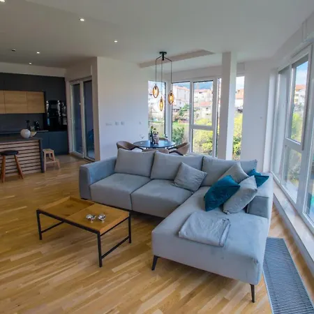 Vista Neretva * Mostar